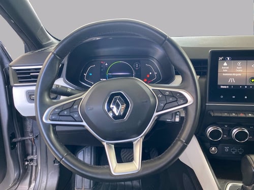 RENAULT Clio 1.6 e-tech full hybrid techno 145cv auto