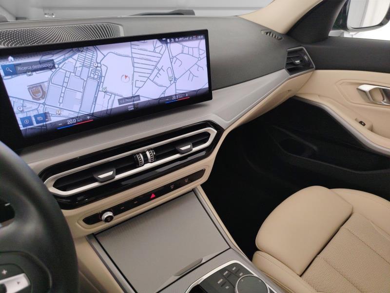 BMW 320d touring mhev 48v auto