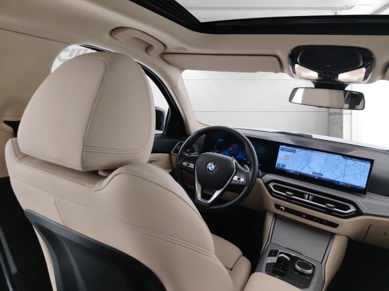 BMW 320d touring mhev 48v auto