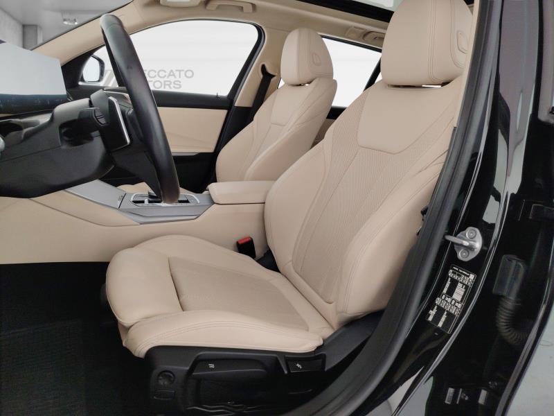 BMW 320d touring mhev 48v auto