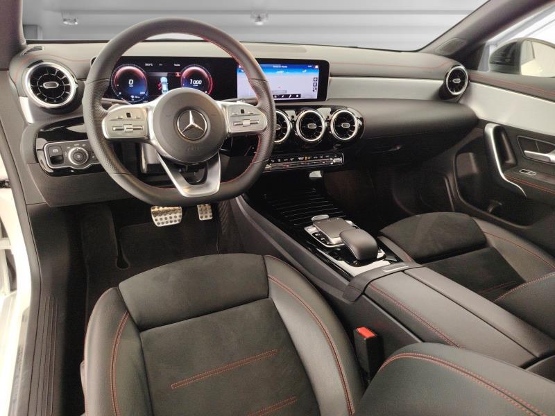 MERCEDES Cla coupe 200 premium auto