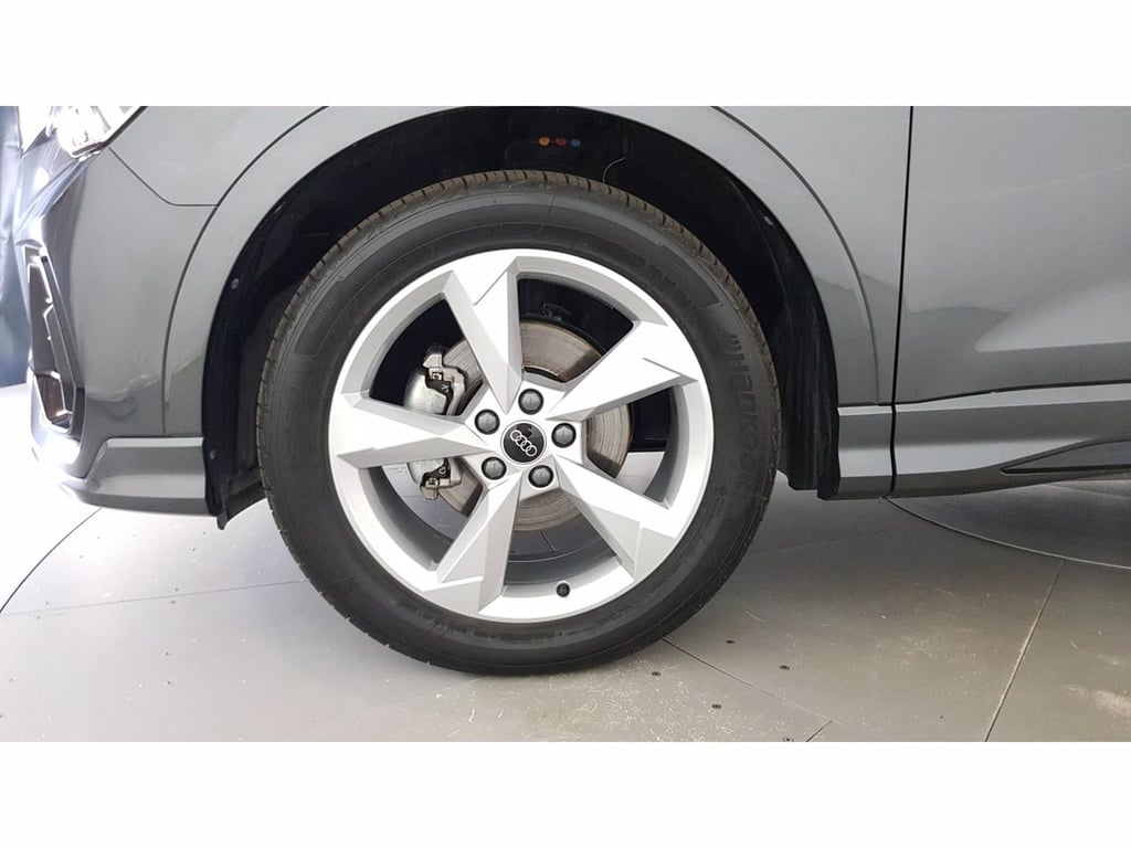 AUDI Q3 35 2.0 tdi s line edition s-tronic