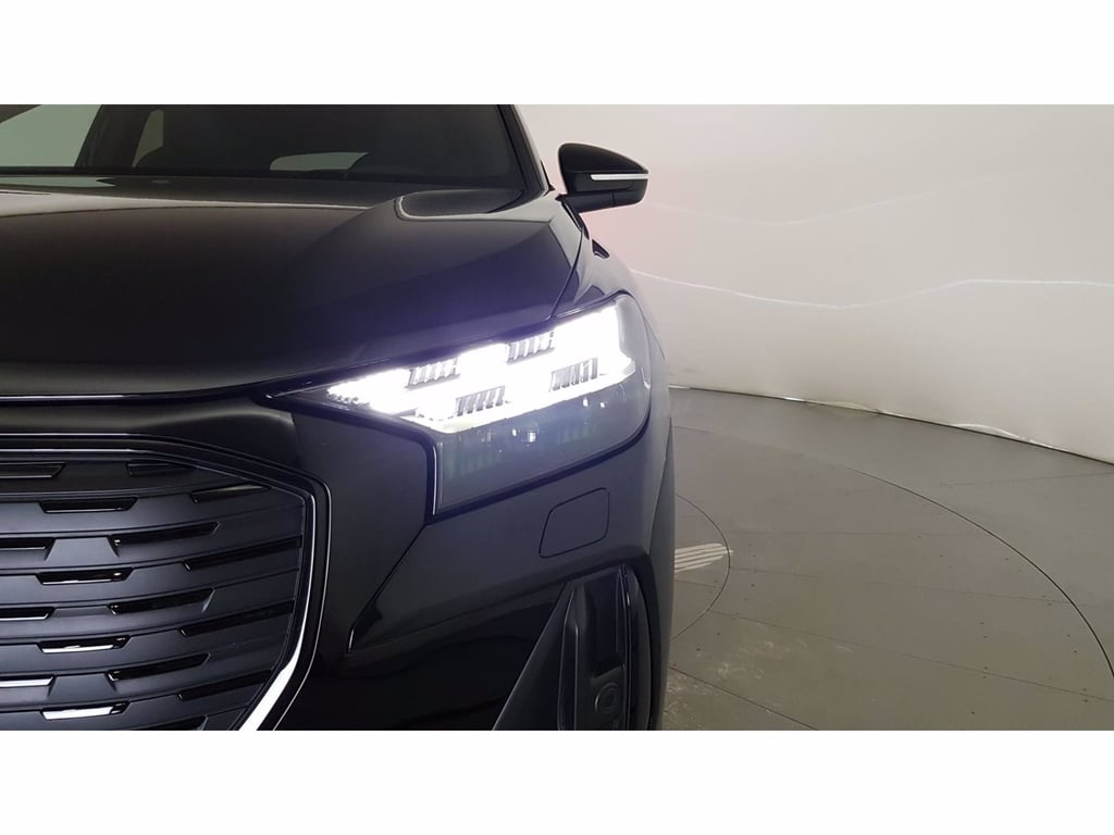 AUDI Q4 e-tron 45 s line edition