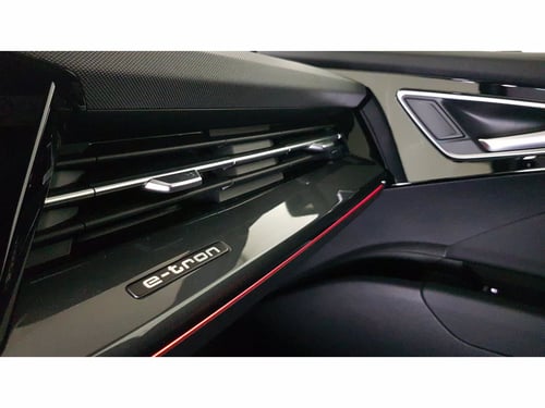 AUDI Q4 e-tron 45 s line edition