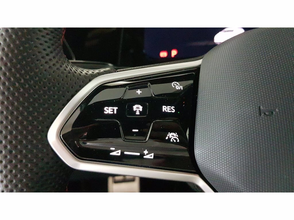 VOLKSWAGEN Golf 2.0 tsi gti 245cv dsg
