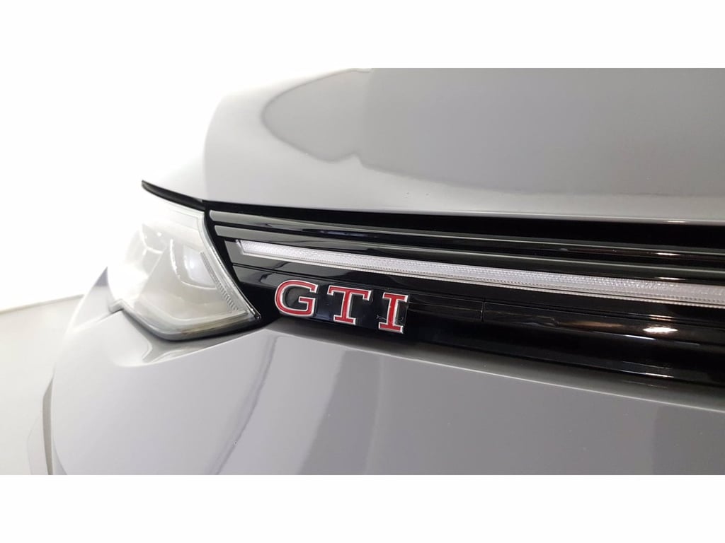 VOLKSWAGEN Golf 2.0 tsi gti 245cv dsg