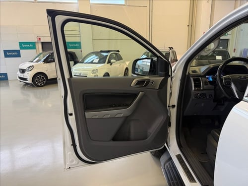 FORD Ranger 2.2 tdci double cab Limited 160cv auto IVA ESCLUSA