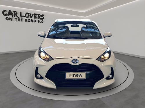 TOYOTA Yaris 1.5h active