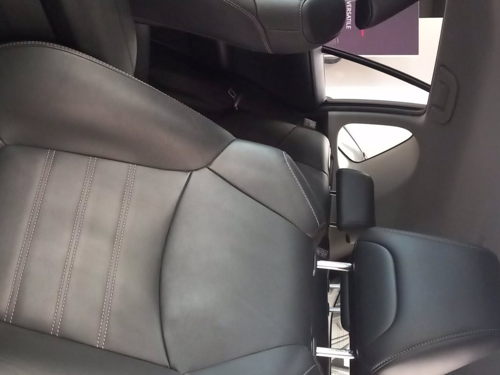 TOYOTA Rav4 2.5 vvt-ie h lounge awd-i 222cv e-cvt