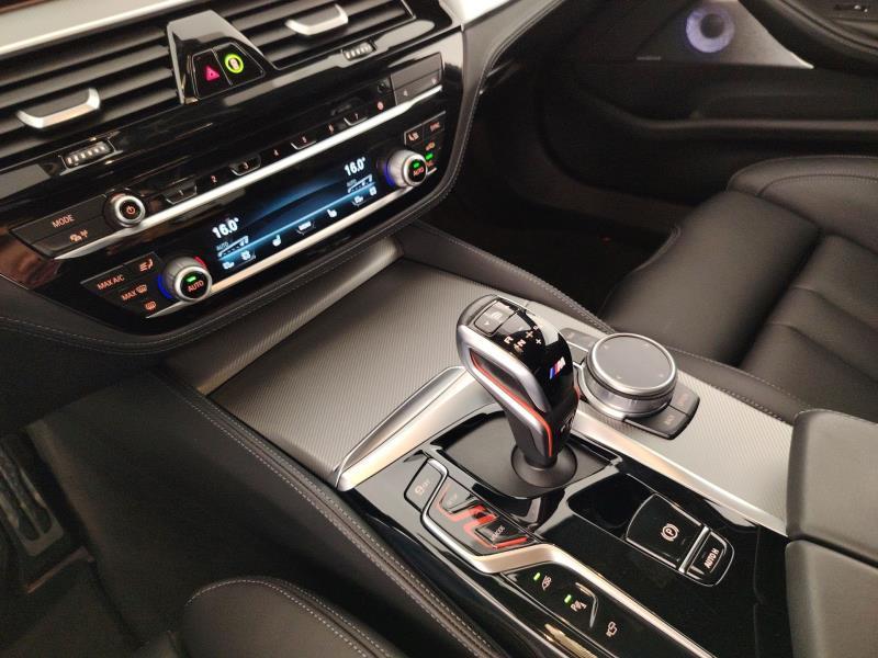 BMW M5 4.4 v8 competition auto