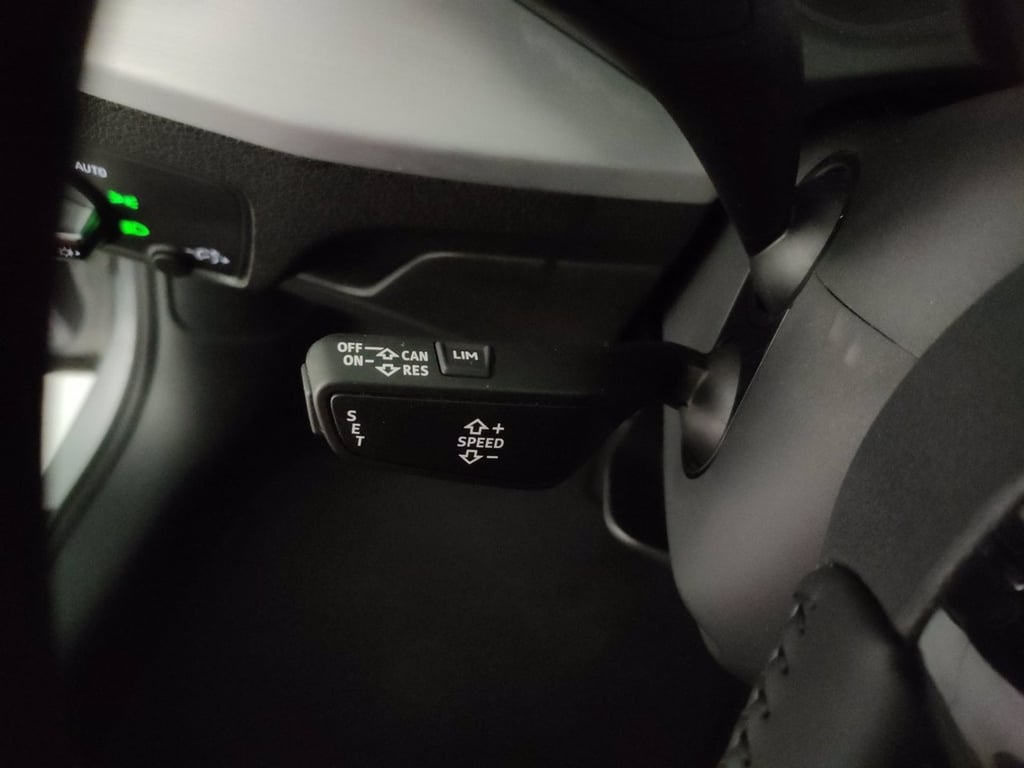 AUDI Q2 1.4 tfsi sport s-tronic