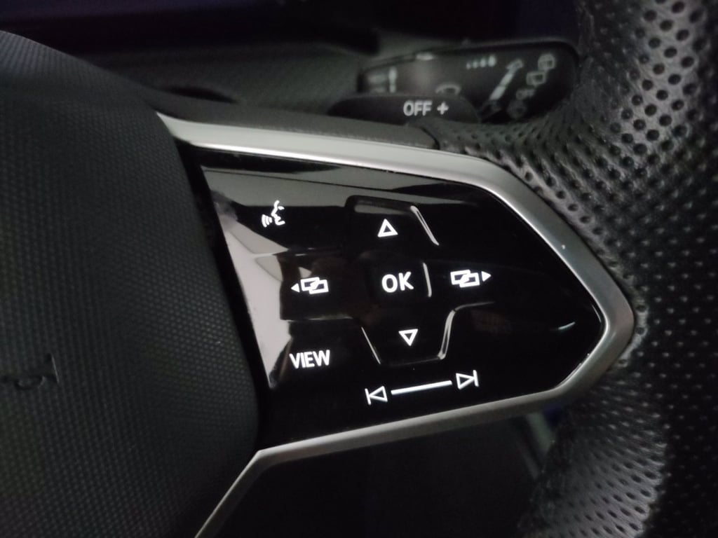 VOLKSWAGEN Golf 1.5 etsi evo r-line 150cv dsg