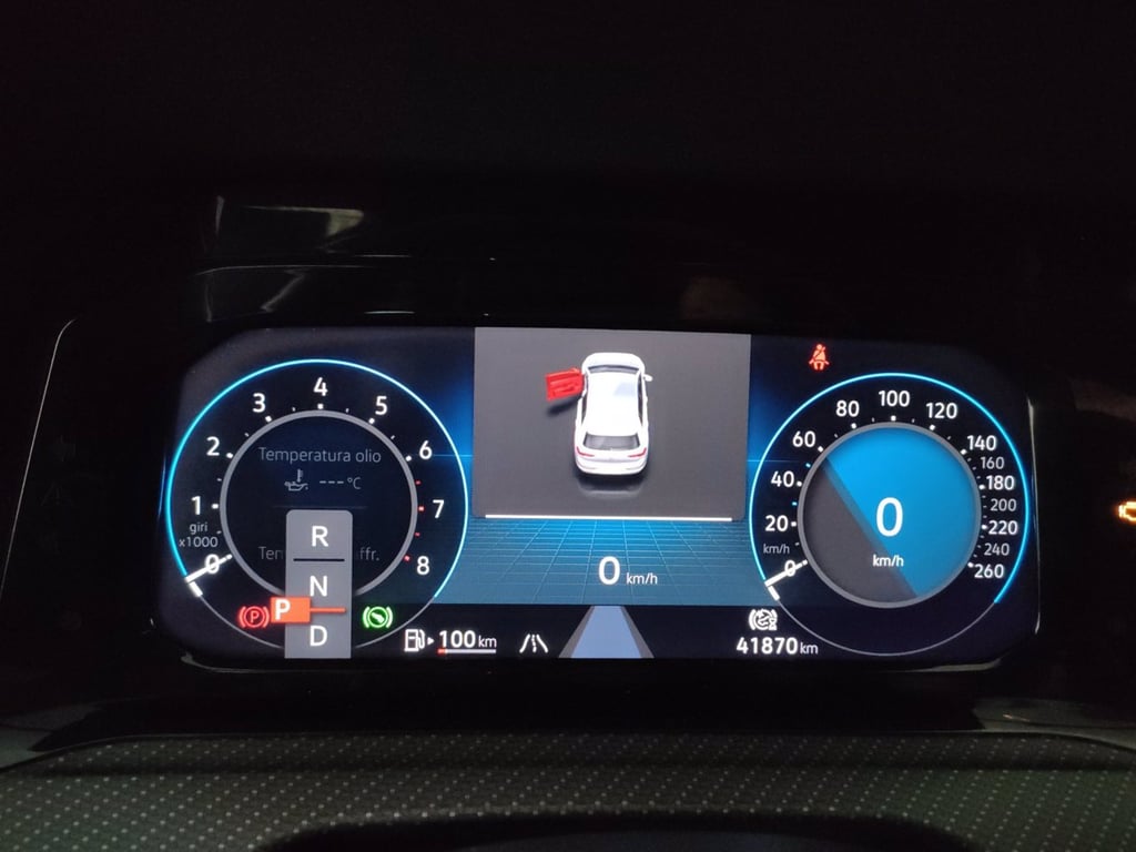 VOLKSWAGEN Golf 1.5 etsi evo r-line 150cv dsg