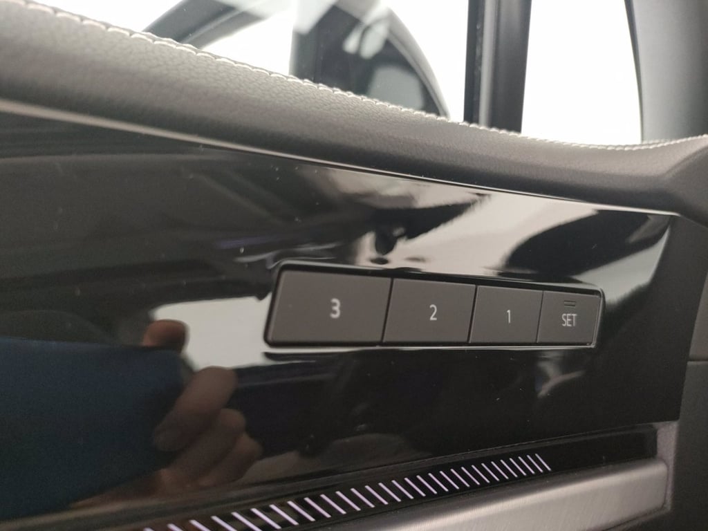 VOLKSWAGEN Touareg 3.0 v6 tsi ehybrid elegance 381cv auto