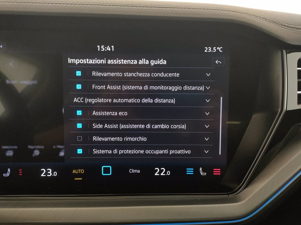 VOLKSWAGEN Touareg 3.0 v6 tsi ehybrid elegance 381cv auto