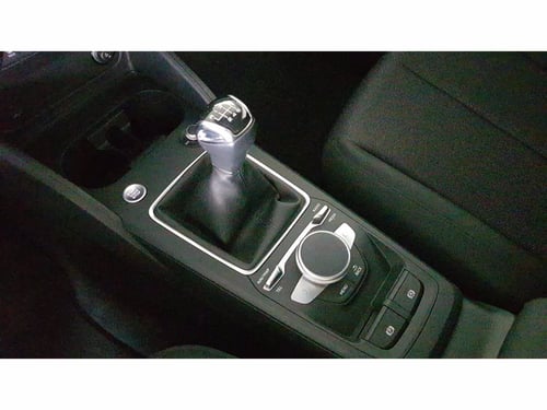 AUDI Q2 35 1.5 tfsi admired