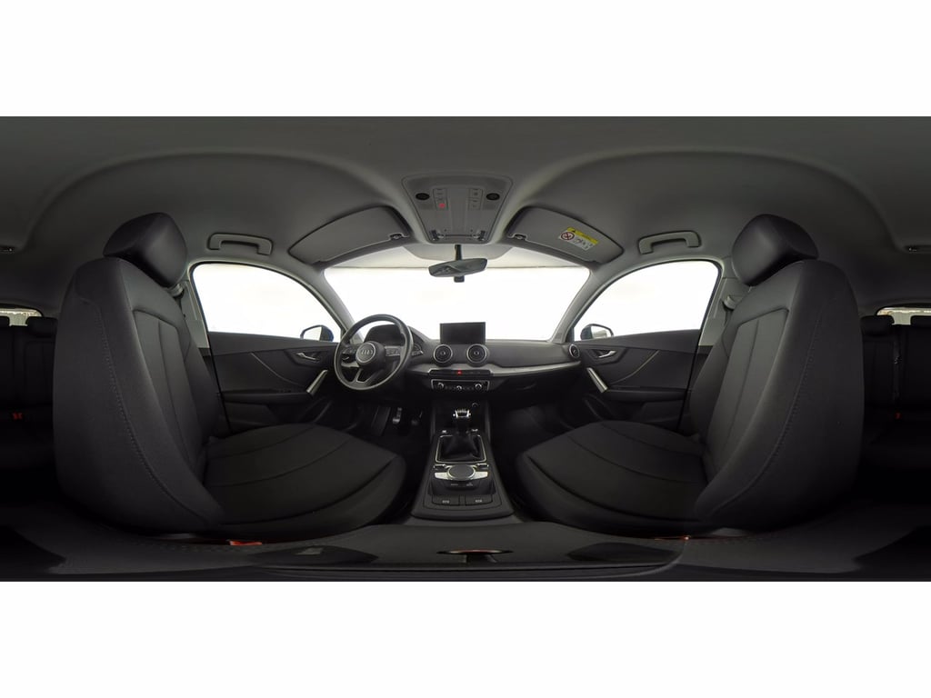 AUDI Q2 35 1.5 tfsi admired