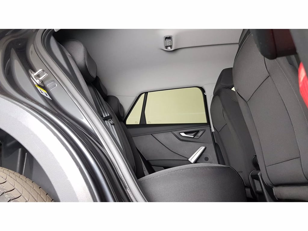 AUDI Q2 35 1.5 tfsi admired