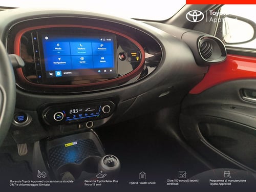 TOYOTA Aygo x 1.0 lounge 72cv