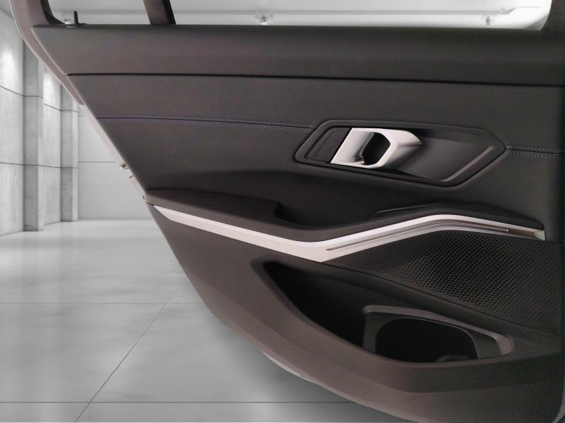 BMW 320d touring mhev 48v xdrive msport pro auto