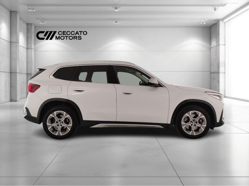 BMW X1 xdrive23d mhev 48v x-line auto