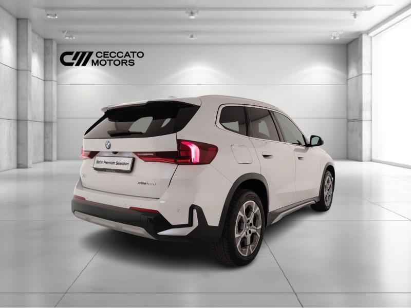 BMW X1 xdrive23d mhev 48v x-line auto