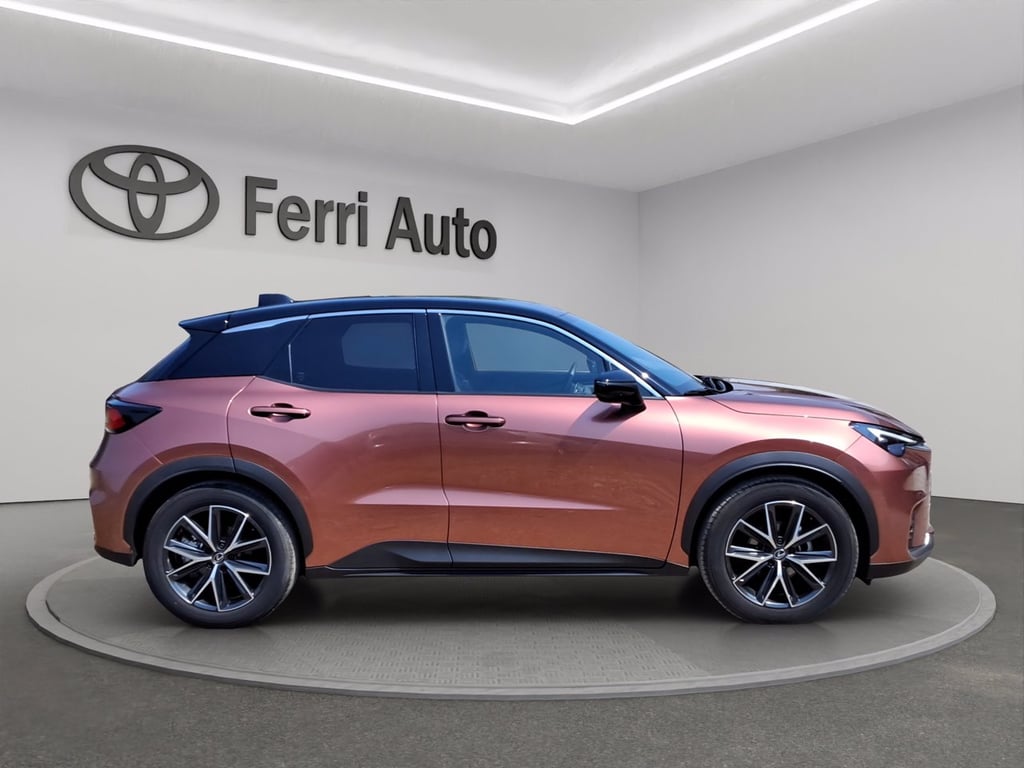 LEXUS Lbx 1.5 hybrid cool 4wd