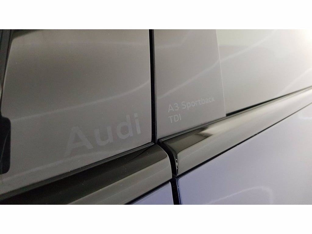 AUDI A3 sportback 2.0 tdi s line edition 150cv s-tronic