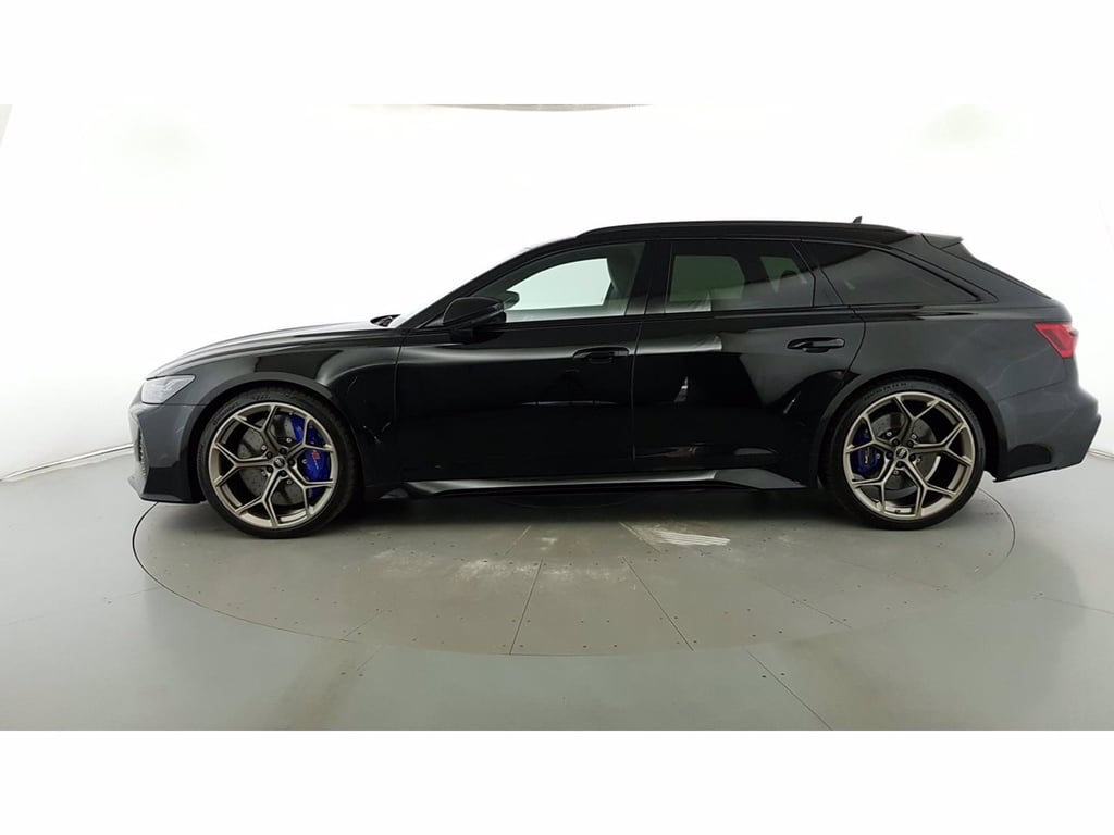 AUDI Rs6 avant 4.0 mhev performance quattro tiptronic
