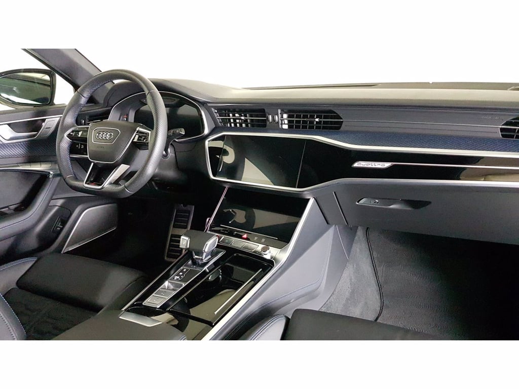 AUDI Rs6 avant 4.0 mhev performance quattro tiptronic