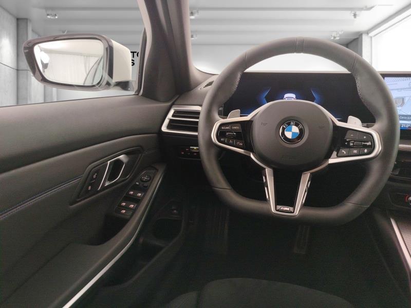 BMW 320d touring mhev 48v xdrive auto