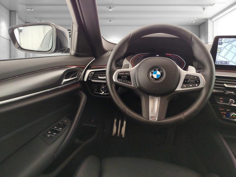 BMW 520d touring mhev 48v xdrive msport auto