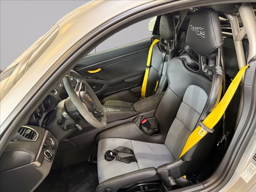 PORSCHE 718 Cayman 4.0 GT4 RS pdk