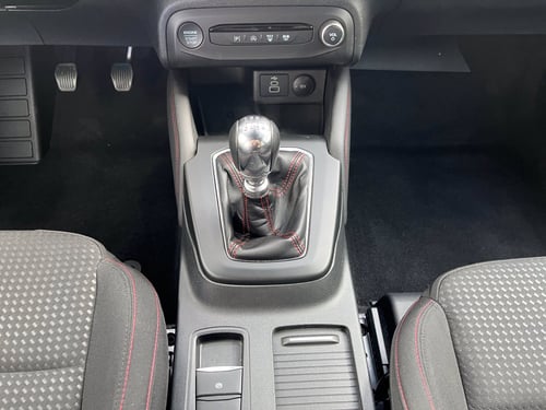 FORD Focus 1.0t ecoboost h st-line x 125cv