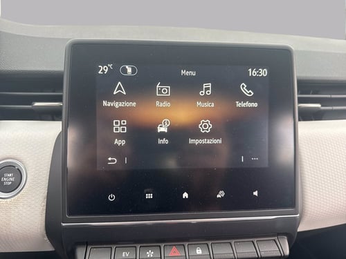 RENAULT Clio 1.6 e-tech full hybrid techno 145cv auto