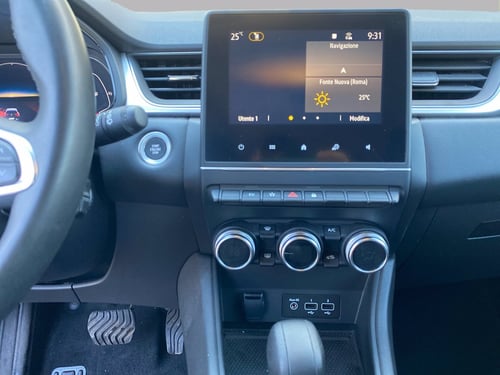 RENAULT Captur 1.6 e-tech hybrid techno fast track 145cv auto