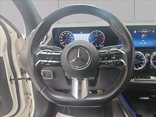 MERCEDES Gla 200 d amg line advanced plus auto