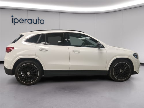 MERCEDES Gla 200 d amg line advanced plus auto