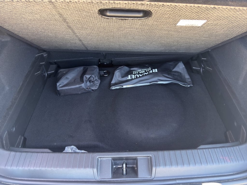 RENAULT Captur 1.6 e-tech hybrid intens 145cv auto