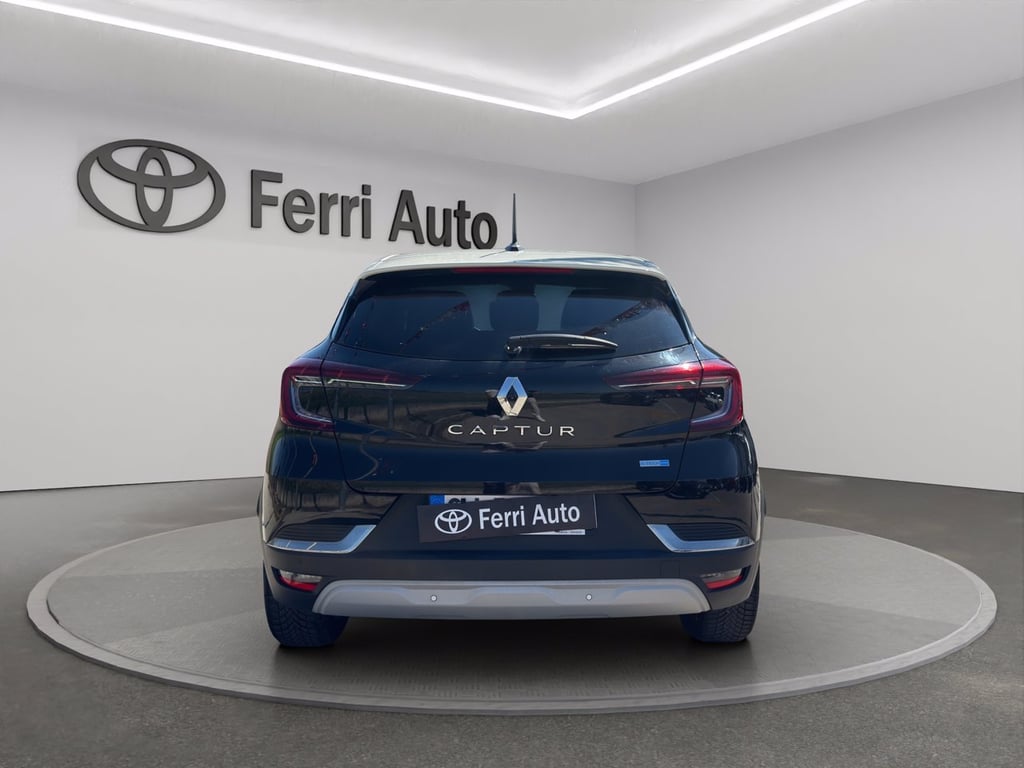 RENAULT Captur 1.6 e-tech hybrid intens 145cv auto