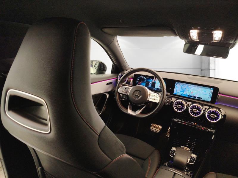 MERCEDES A 200 d premium auto