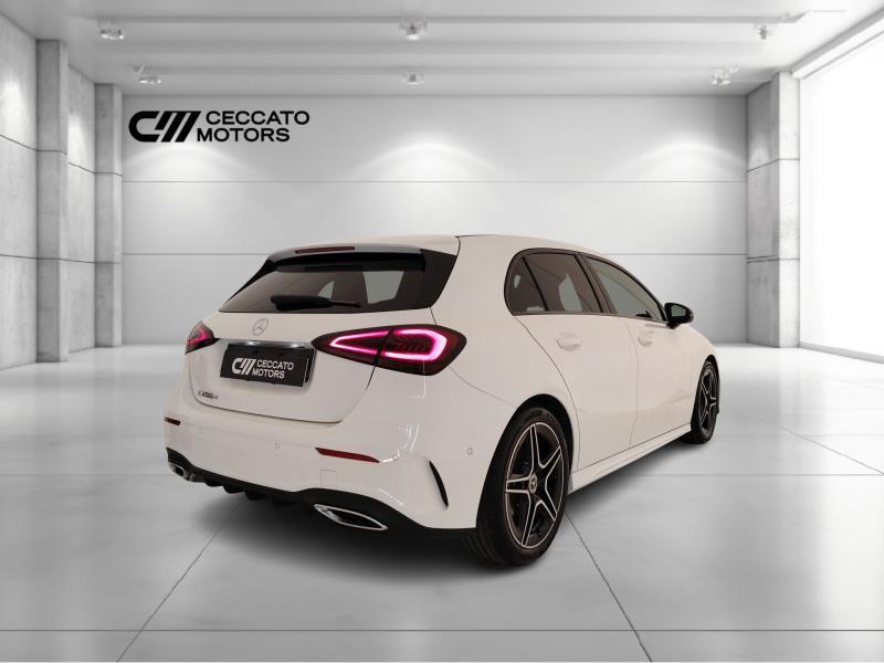 MERCEDES A 200 d premium auto