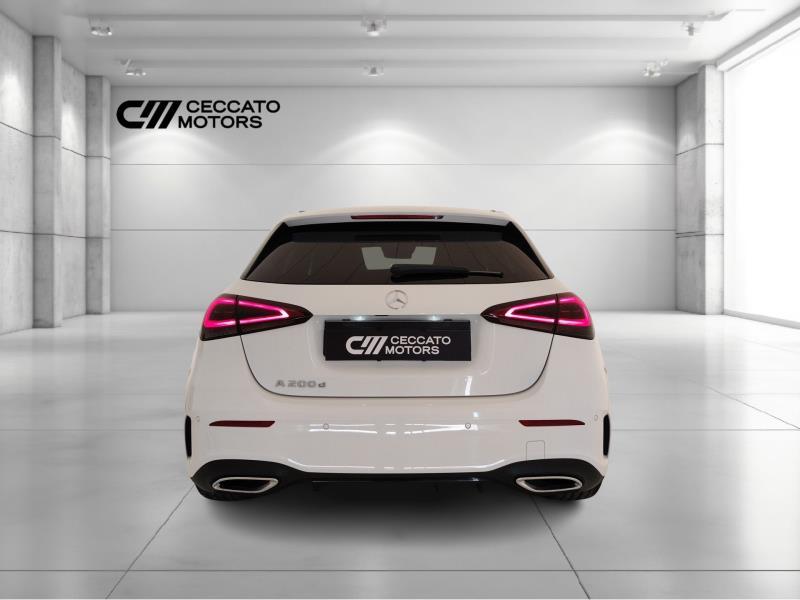 MERCEDES A 200 d premium auto