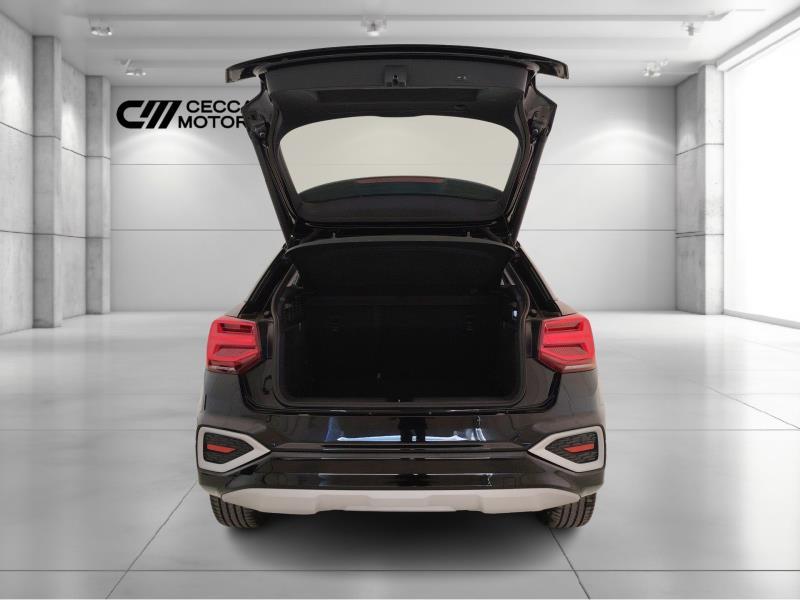 AUDI Q2 30 2.0 tdi business s-tronic