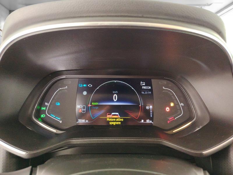 RENAULT Clio 1.6 e-tech hybrid zen 140cv auto my21