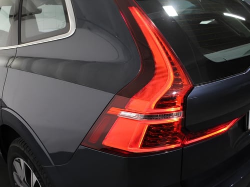 VOLVO Xc60 2.0 b4 momentum pro awd auto