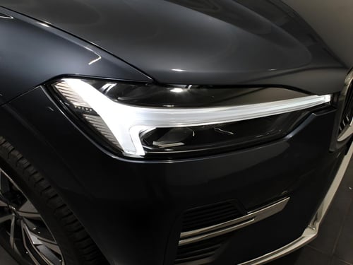 VOLVO Xc60 2.0 b4 momentum pro awd auto