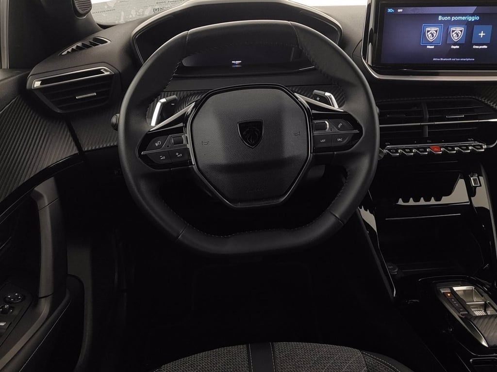 PEUGEOT 2008 1.5 bluehdi allure s&s 130cv eat8