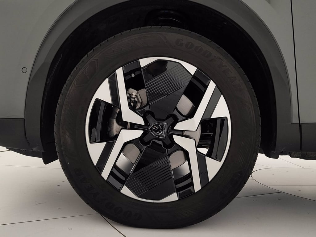 PEUGEOT 2008 1.5 bluehdi allure s&s 130cv eat8