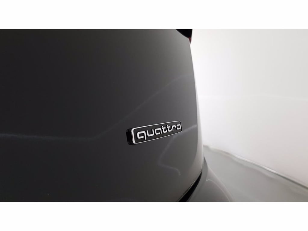 AUDI Q5 sportback 40 2.0 tdi mhev 12v s line plus quattro s-tronic
